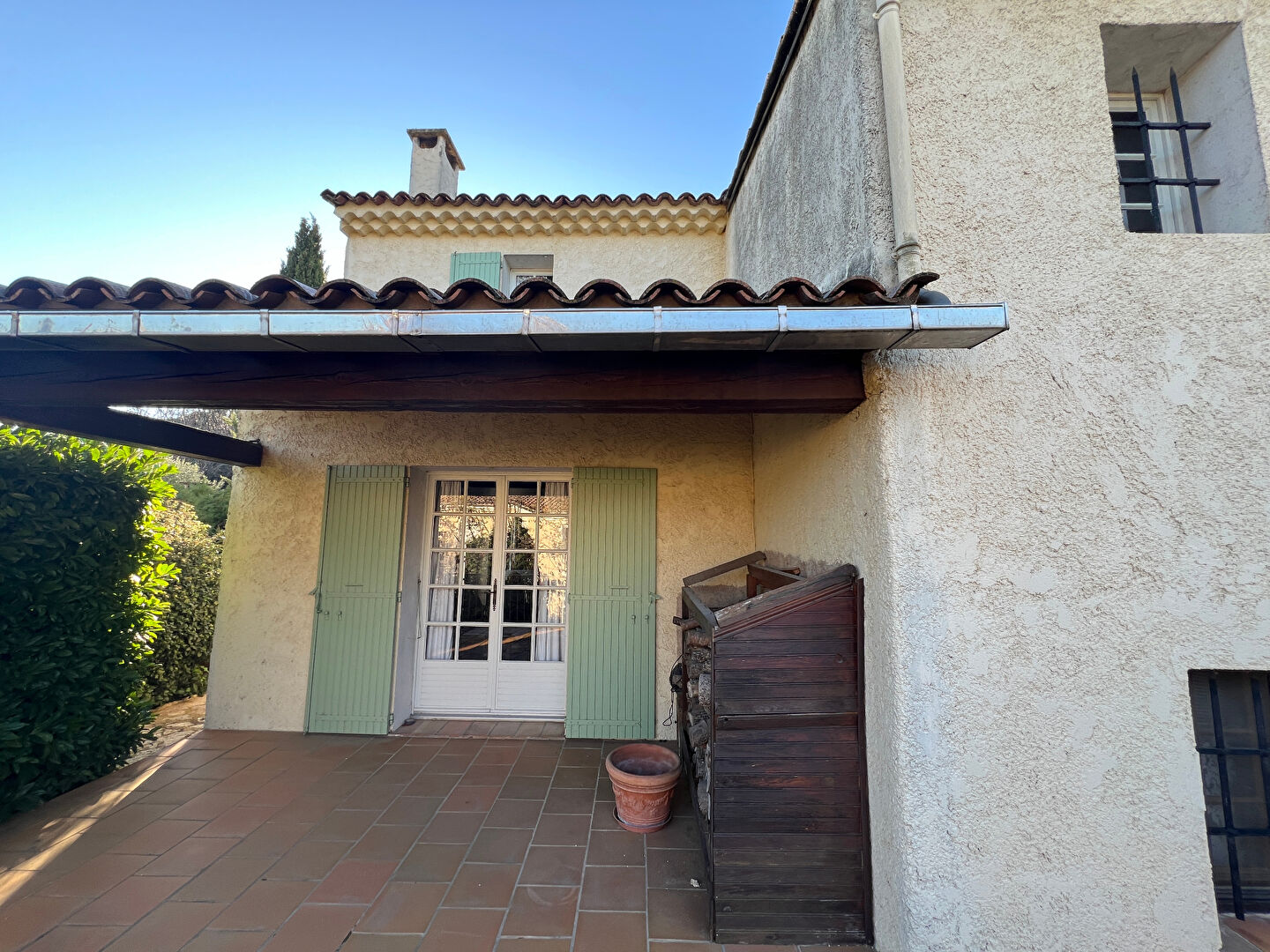 Town center house in APT