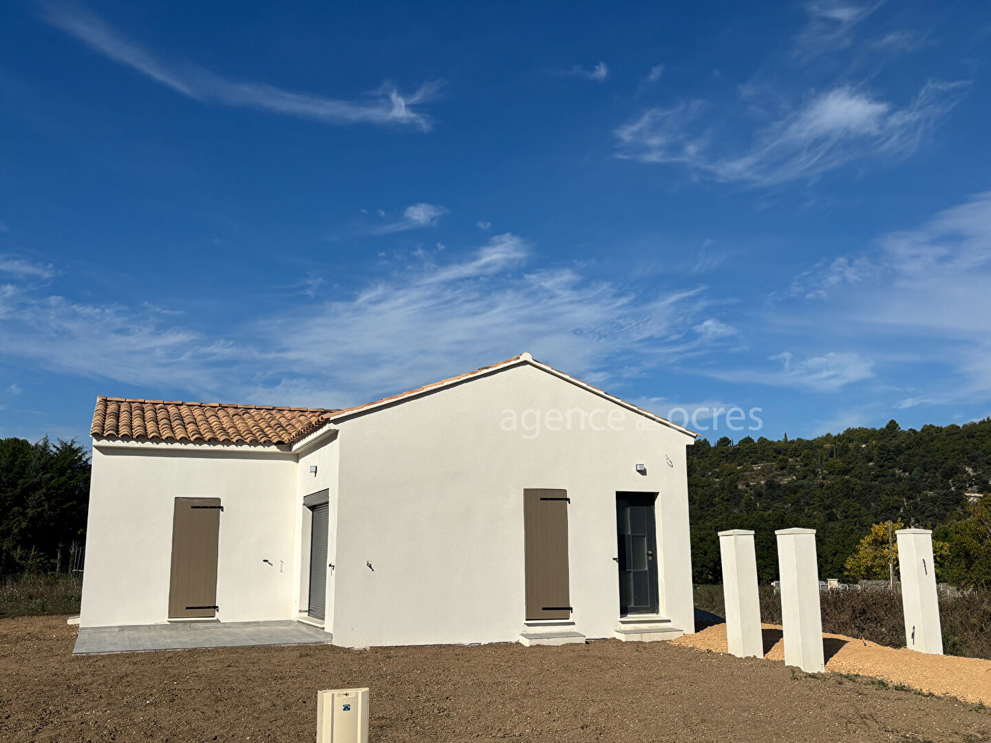 Maison neuve Saignon