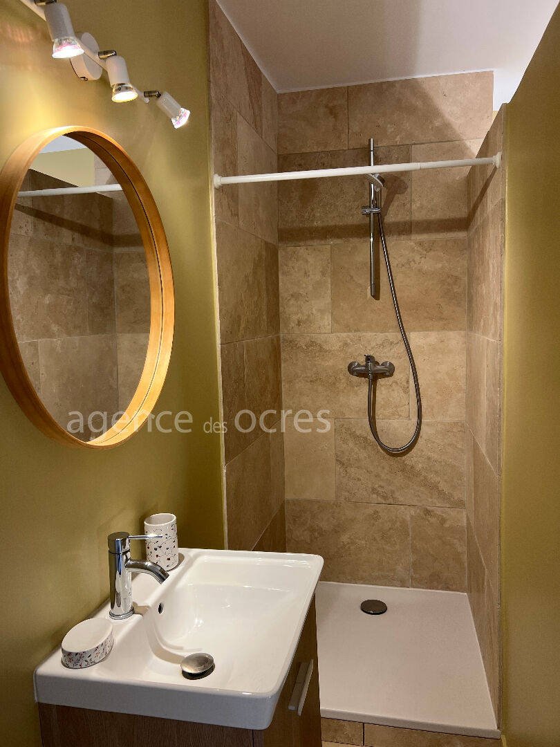 Maison de village à RUSTREL