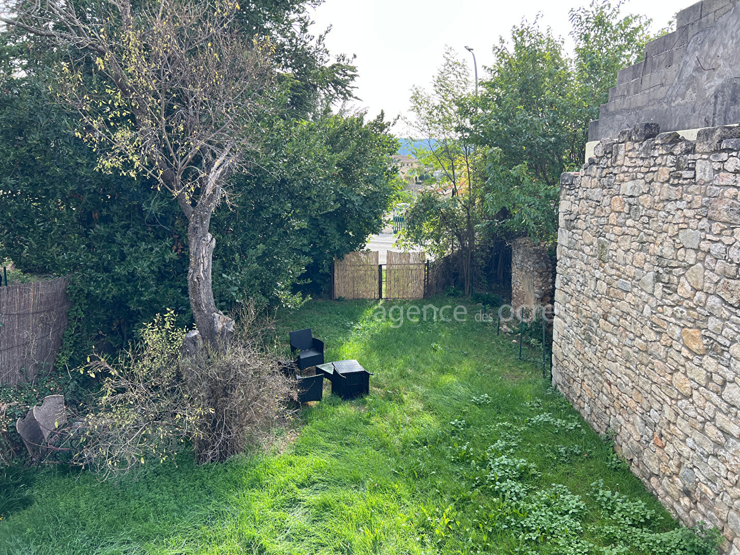 Maison de village à RUSTREL