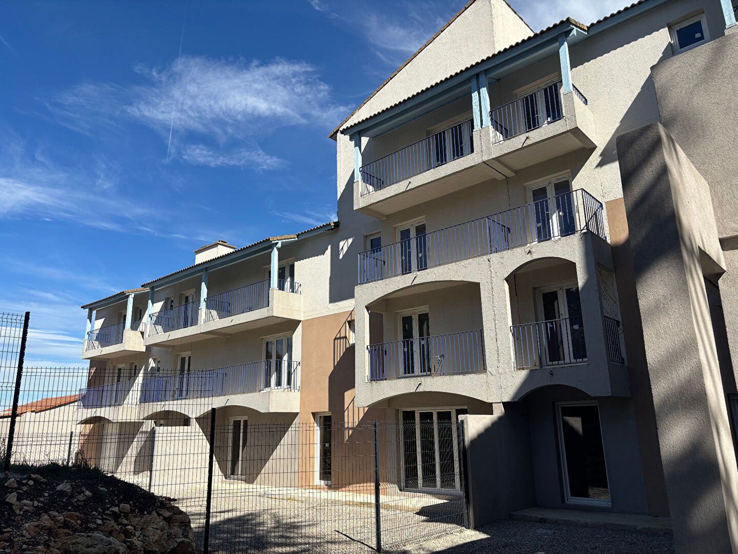 Appartement à rénover 82m² à Saint Christol