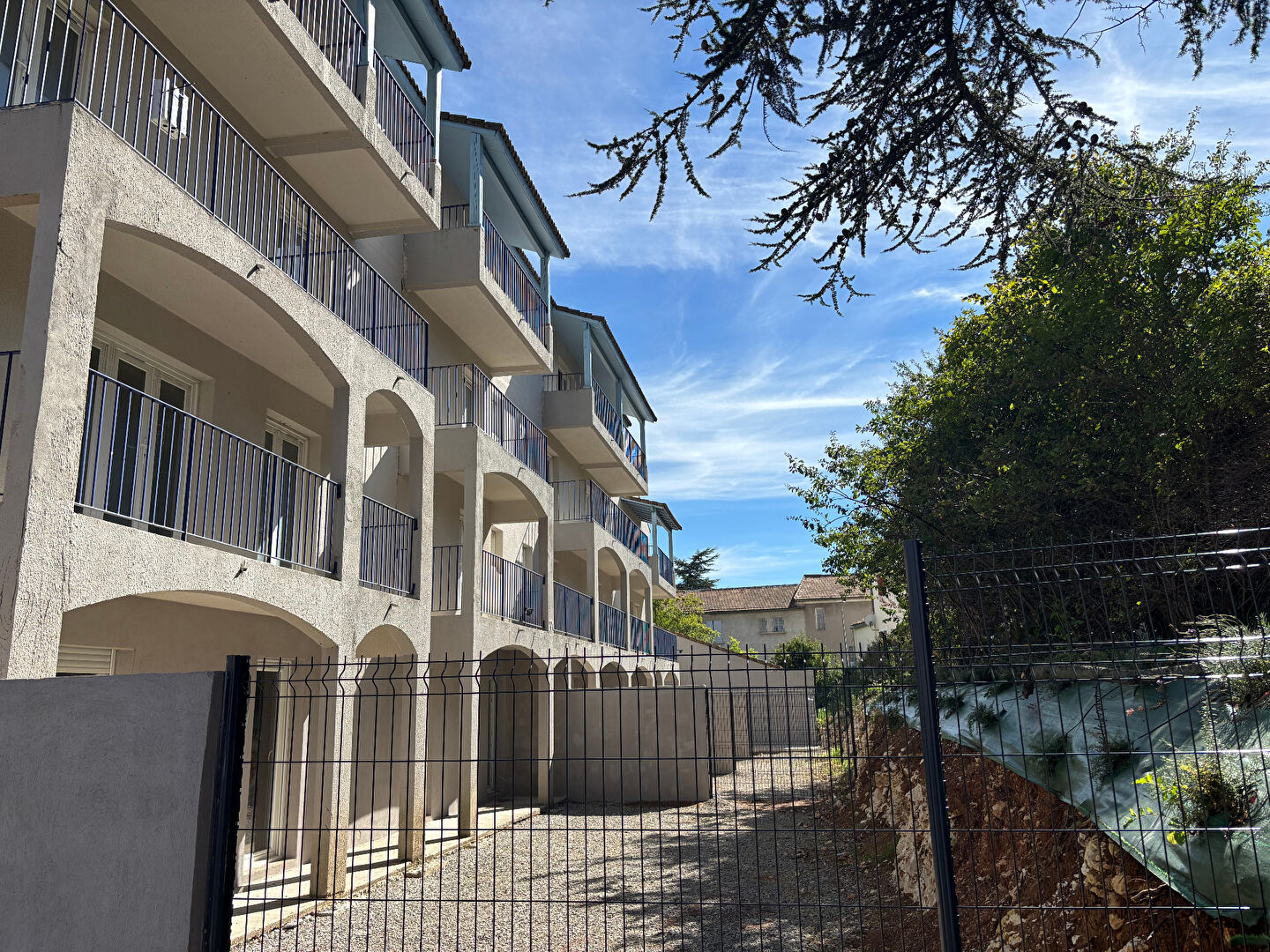 Appartement à rénover 82m² à Saint Christol