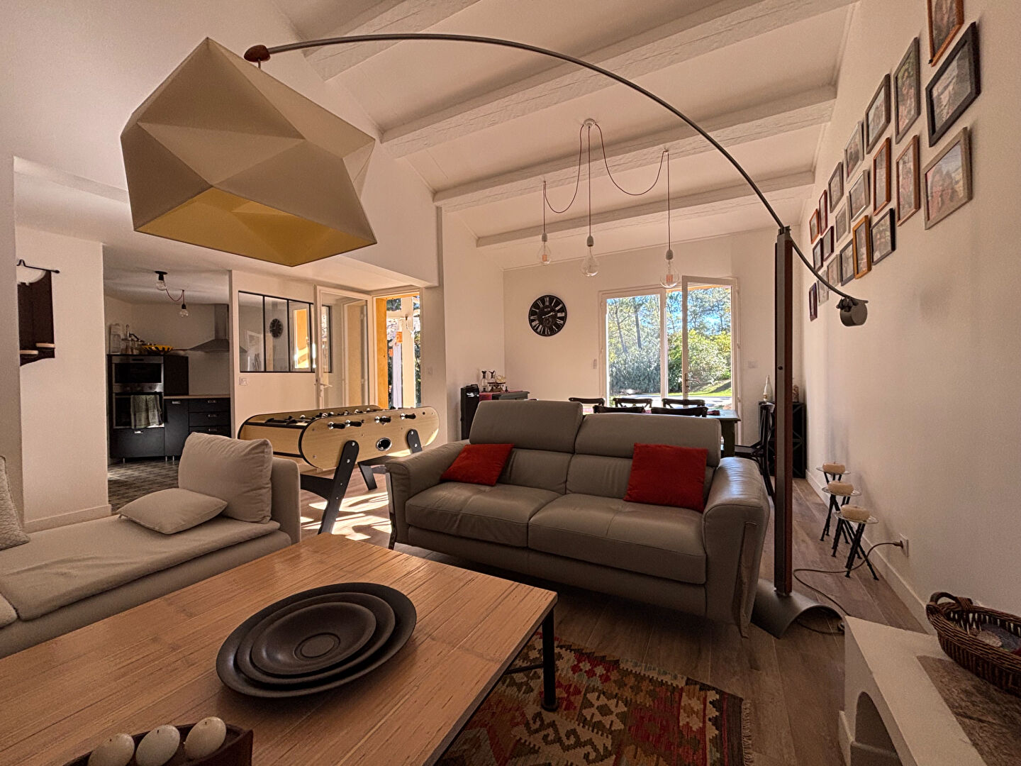 Maison 4 chambres avec piscine privative et garage