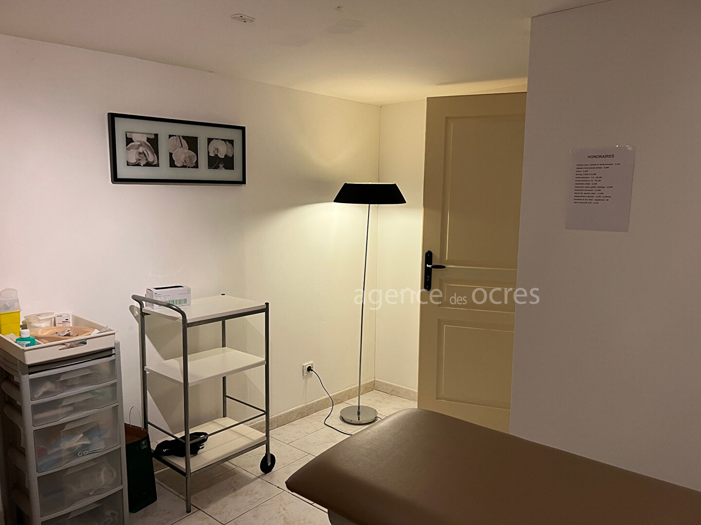 Local commercial à Saint Saturnin lès Apt