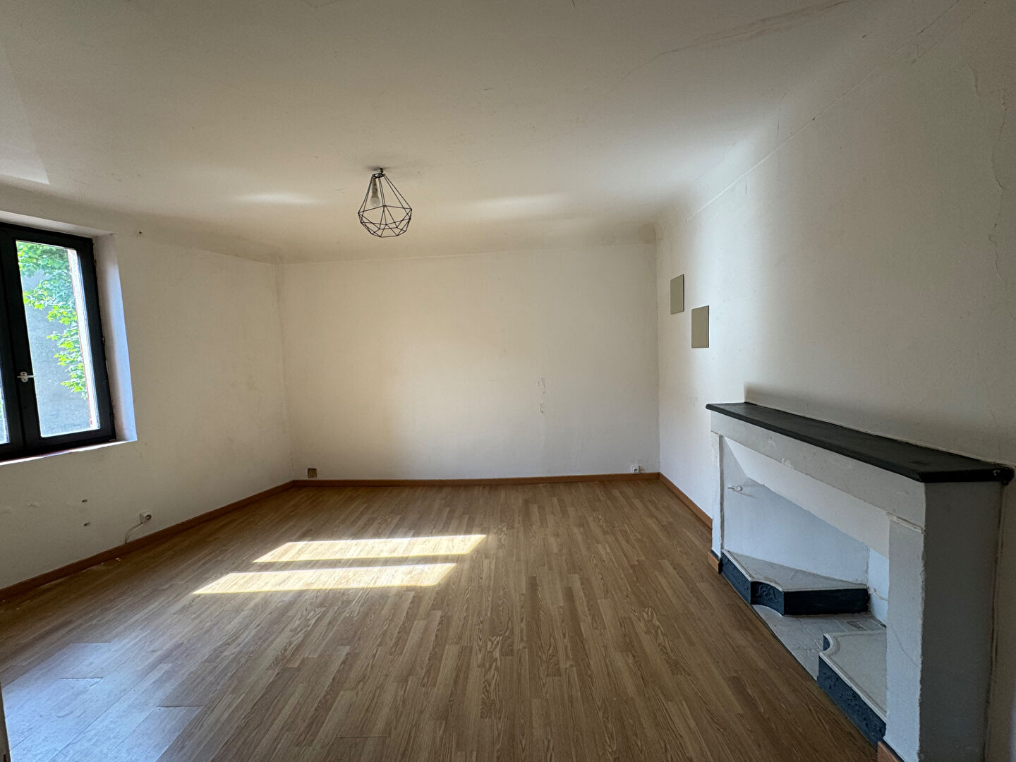 Maison Apt 3 pièce(s) 110 m2