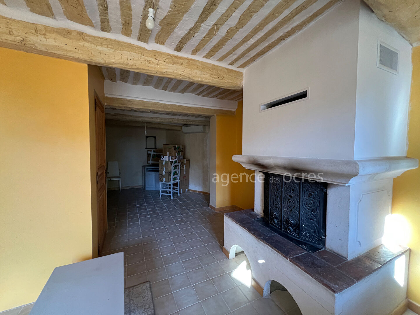 Village house 150sqm with garden in Rustrel