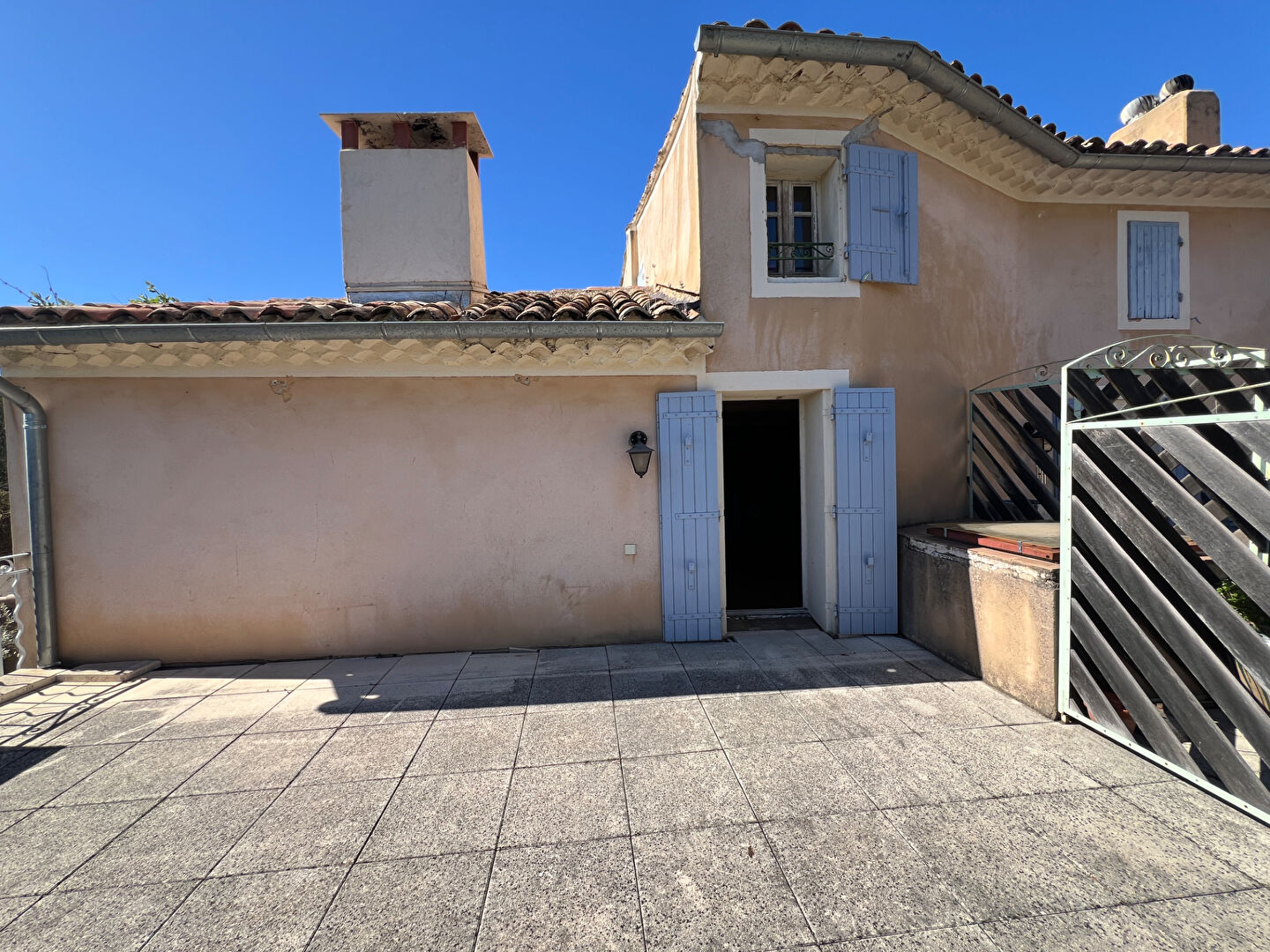 Village house 150sqm with garden in Rustrel