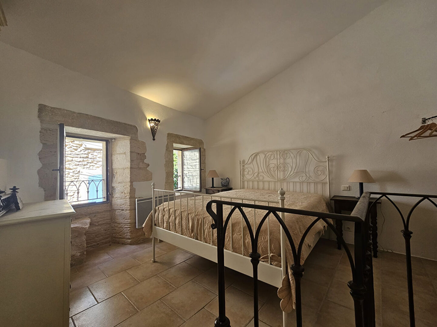 Bonnieux house, 2 rooms