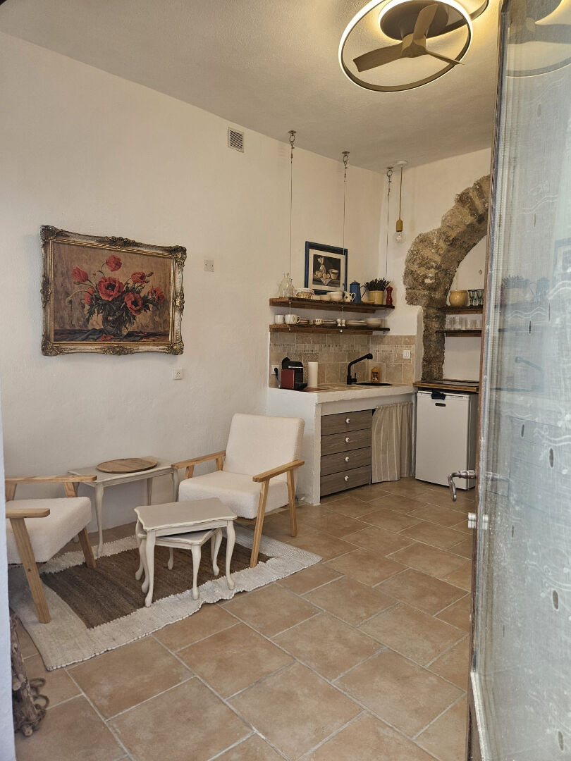 Bonnieux house, 2 rooms