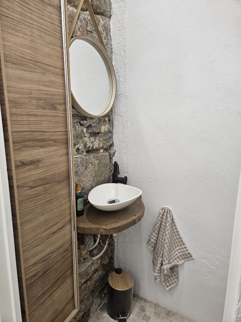 Bonnieux house, 2 rooms