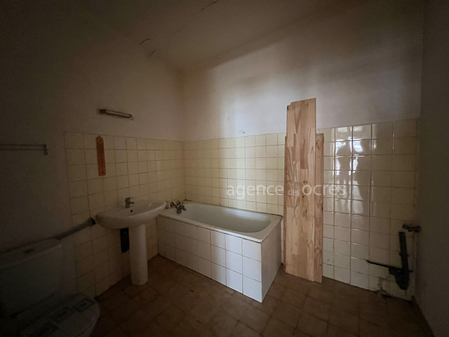Appartement  studio  44 m2 à APT