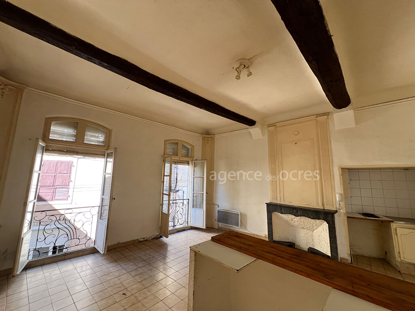 Appartement  studio  44 m2 à APT