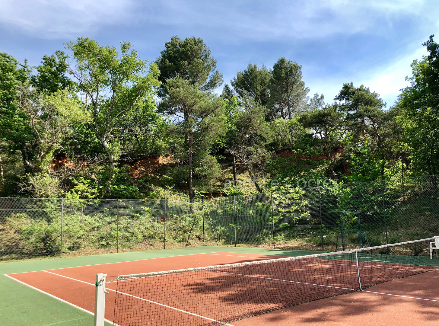 Roussillon Villa de plain-pied au coeur d'un environnement privilégié