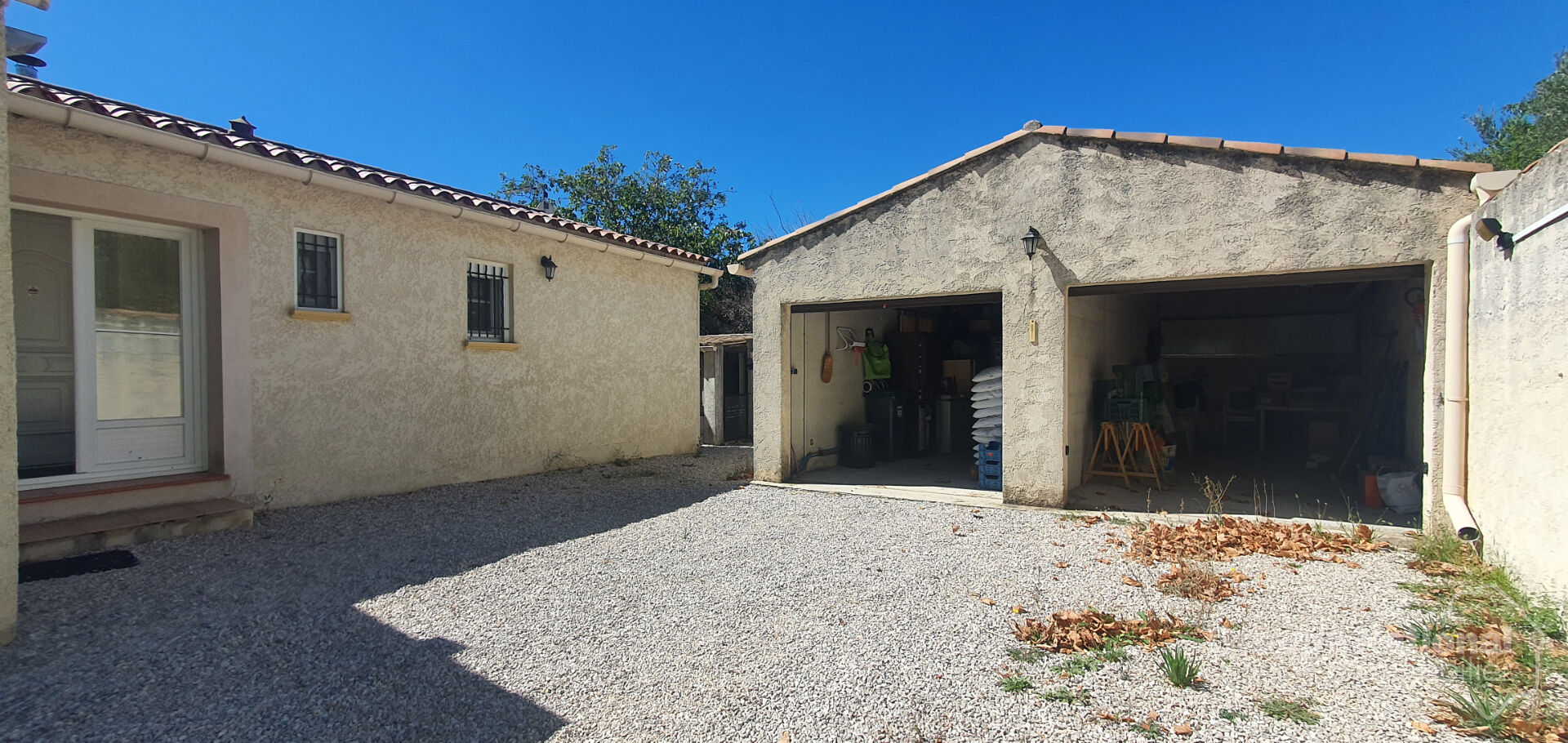 Photo Maison de plain-pied 4 pièces 92 m² habitables sur 1000 m² de terrain clos ? Environnement calme image 5/6