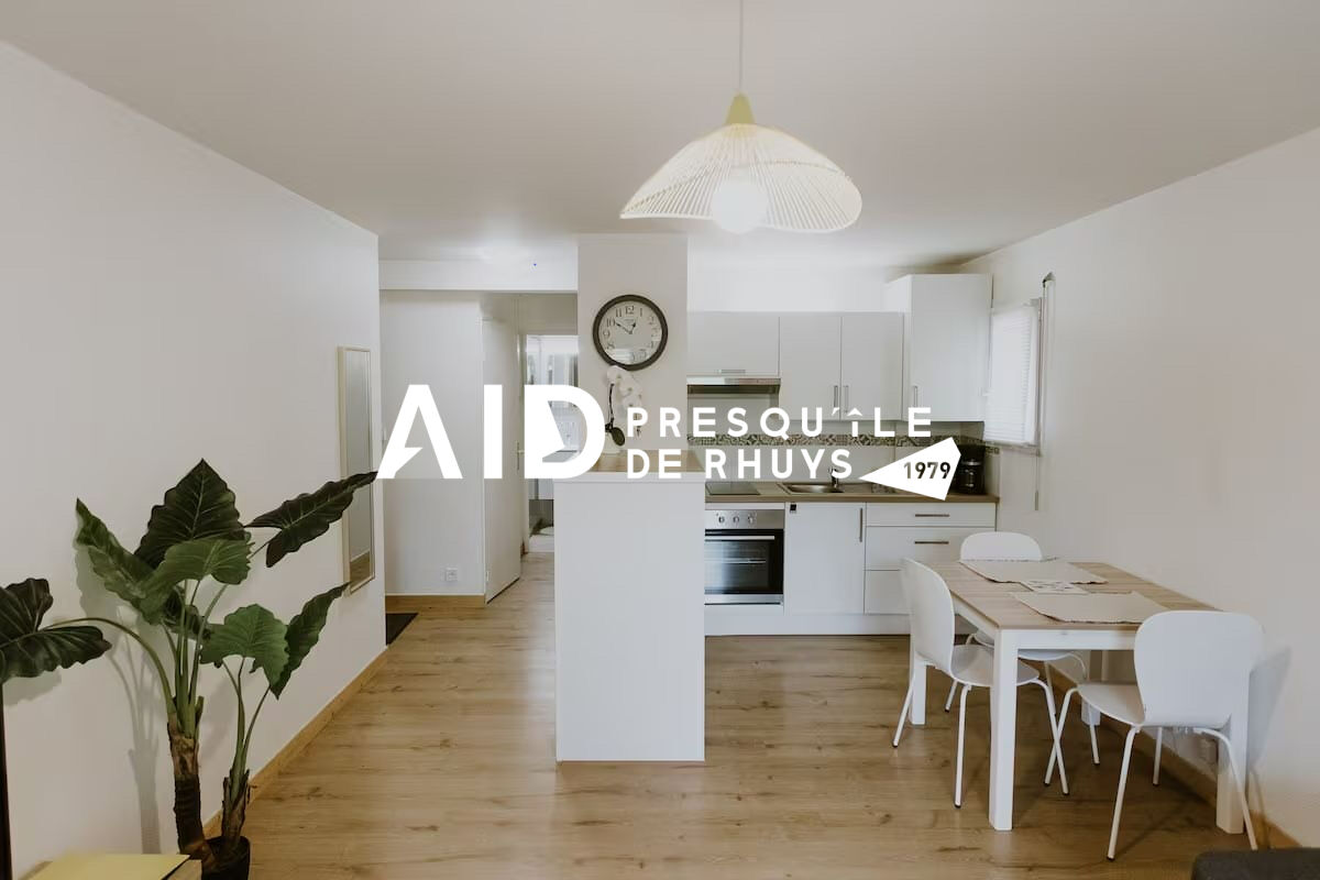 VANNES - CHARMANT DEUX PIECES A LOUER