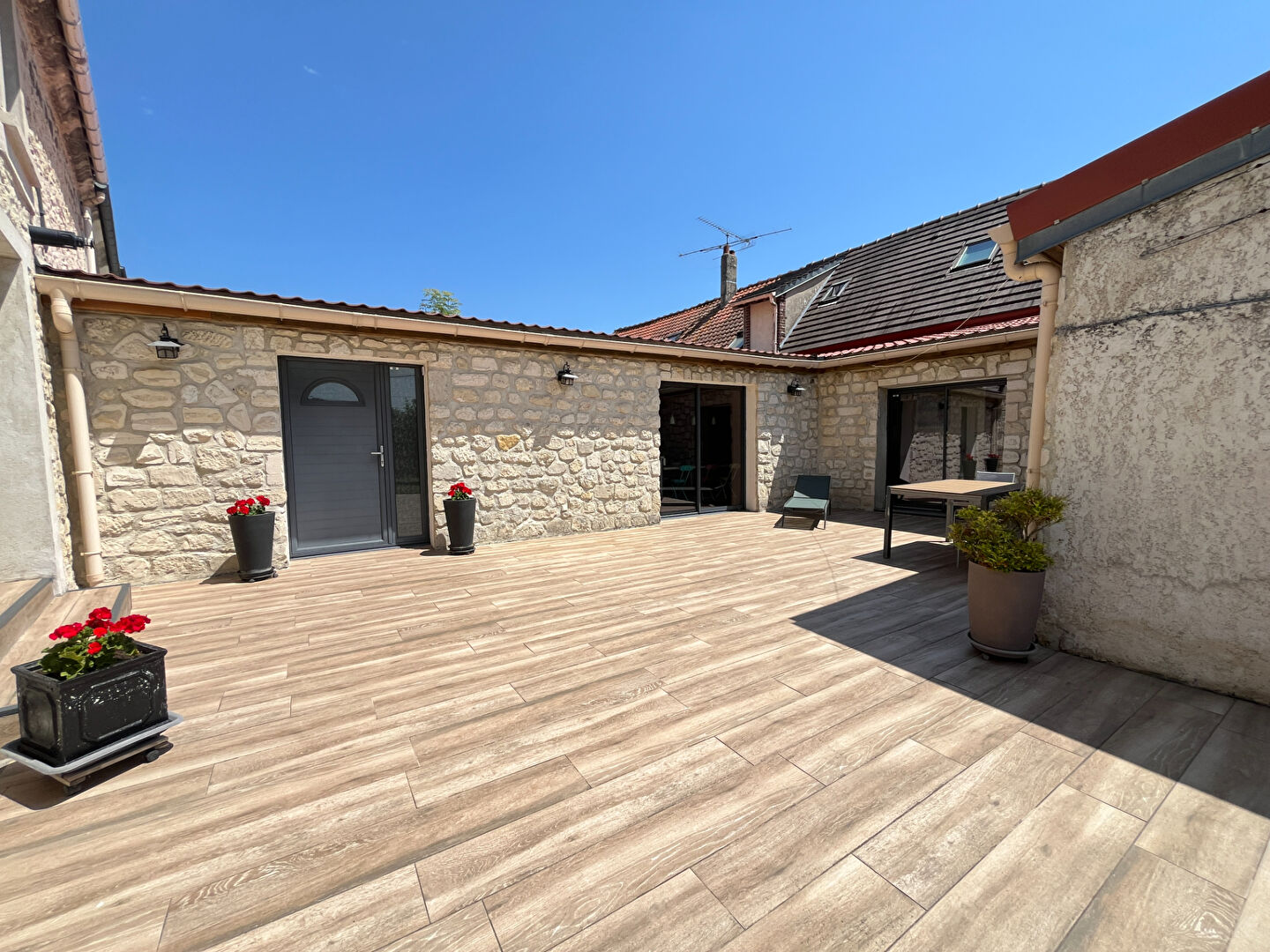 Pont-Sainte-Maxence, Quartier Sarron - Maison avec charme, volumes et prestations de qualité