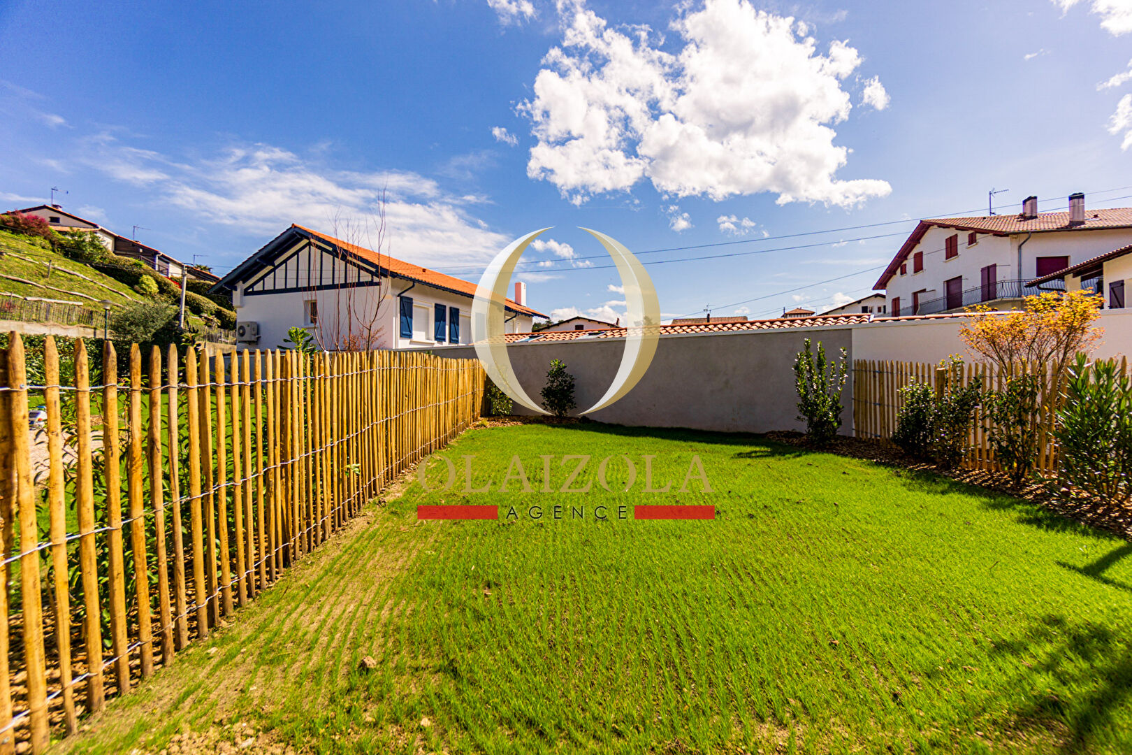 Agence immobilière de 
 AGENCE OLAIZOLA - Agence OLAIZOLA 
