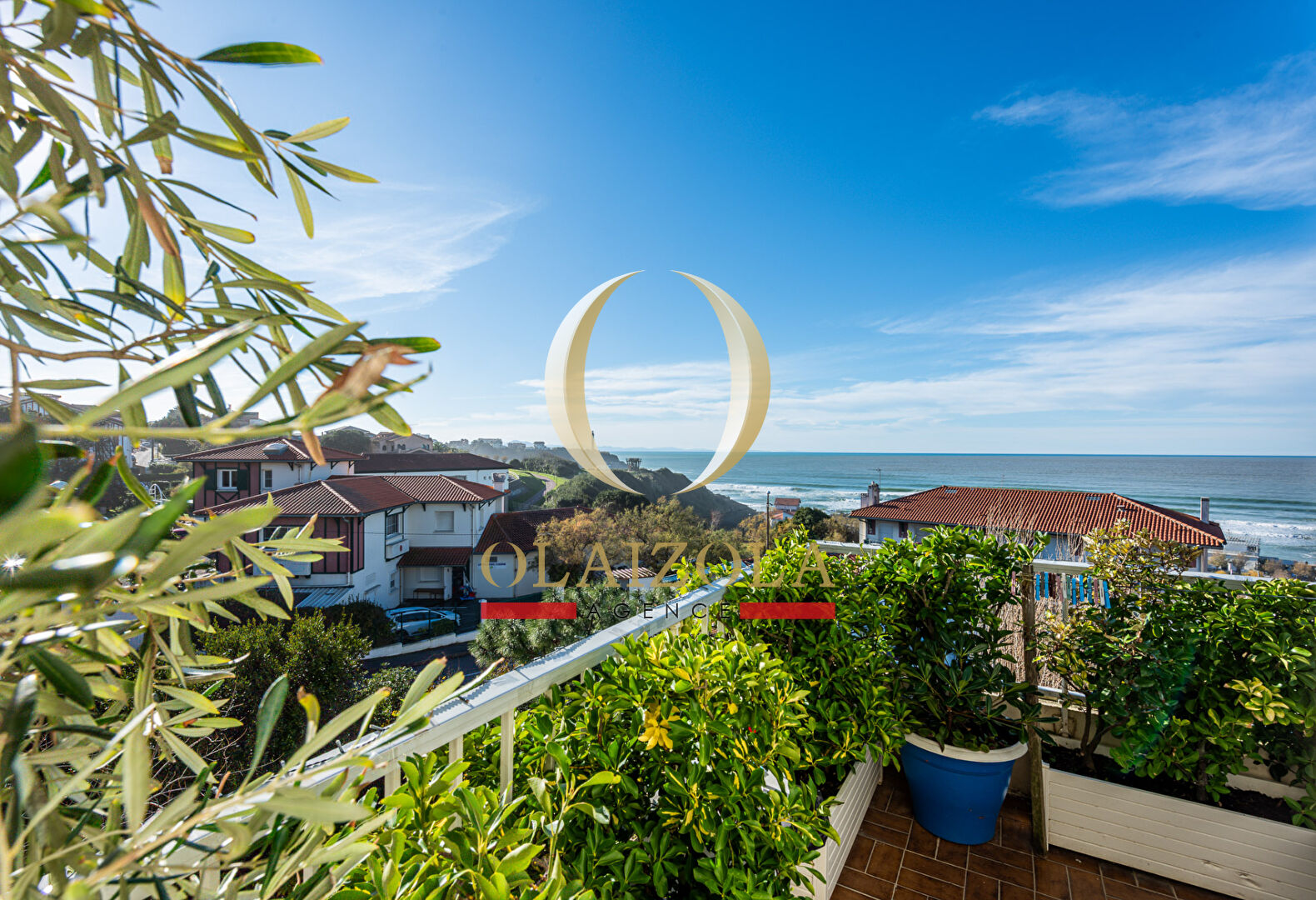 ANGLET - Appartement T2 dernier étage avec vue mer panoramique et piscine