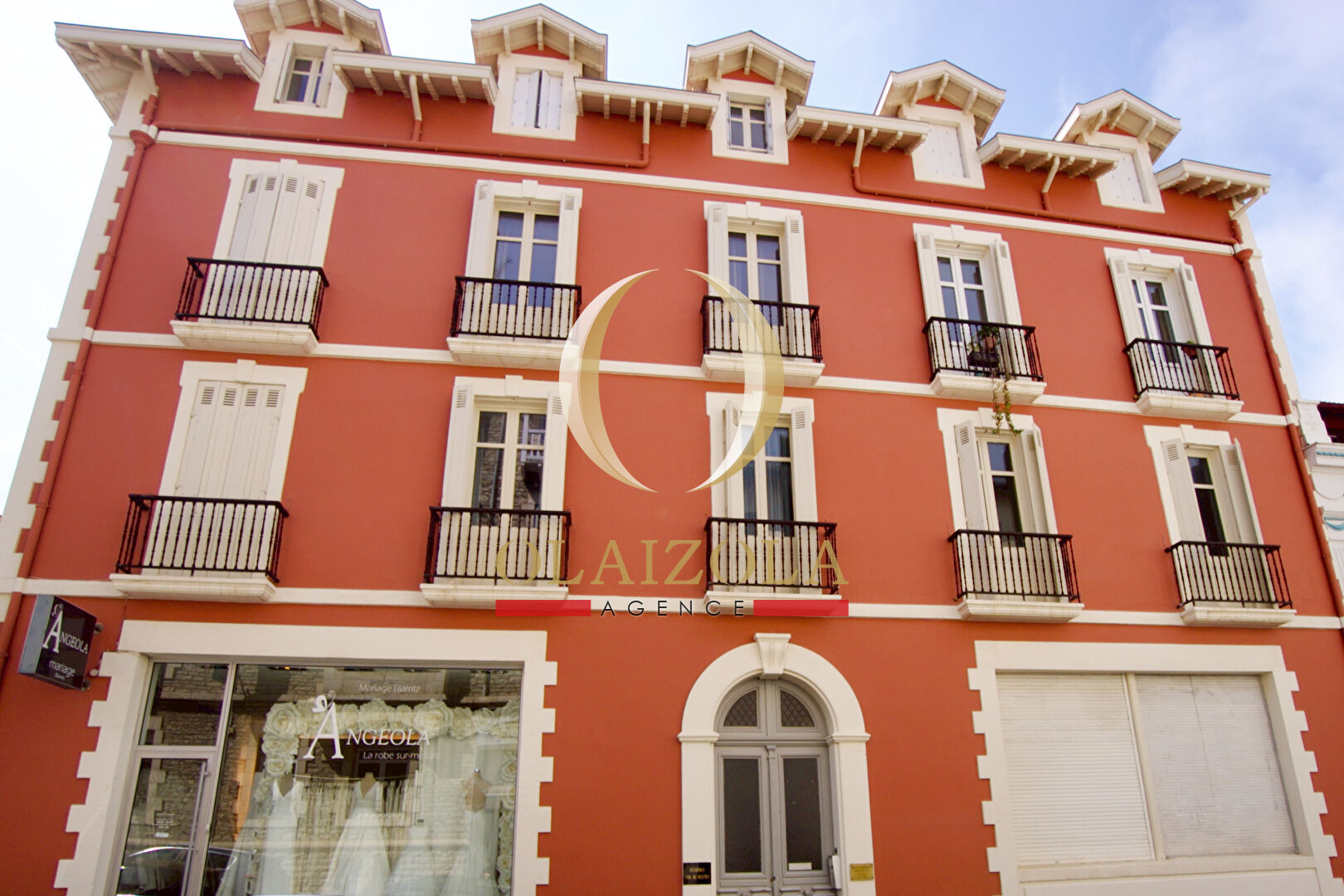 Agence immobilière de 
 AGENCE OLAIZOLA - Agence OLAIZOLA 
