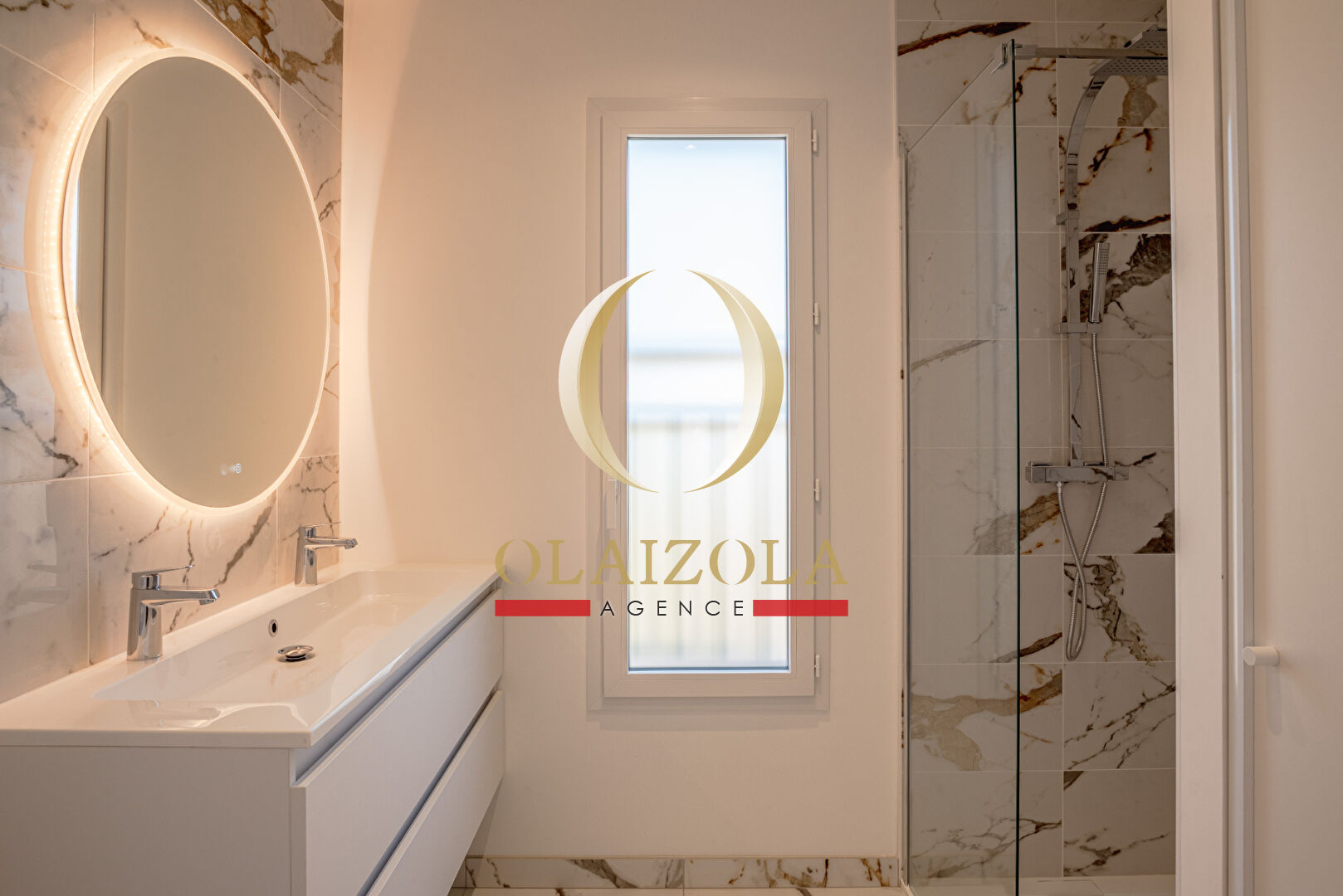 Photo VILLEFRANQUE / BOURG - Belle maison neuve tout confort dans le bourg. image 6/6