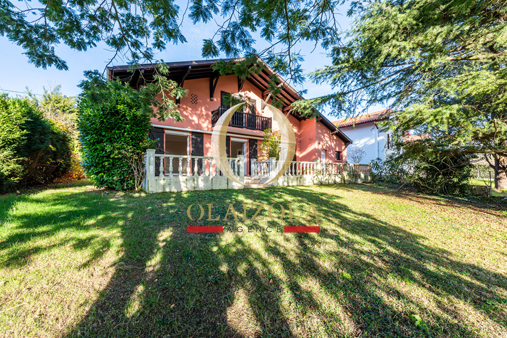 Agence immobilière de 
 AGENCE OLAIZOLA - Agence OLAIZOLA 
