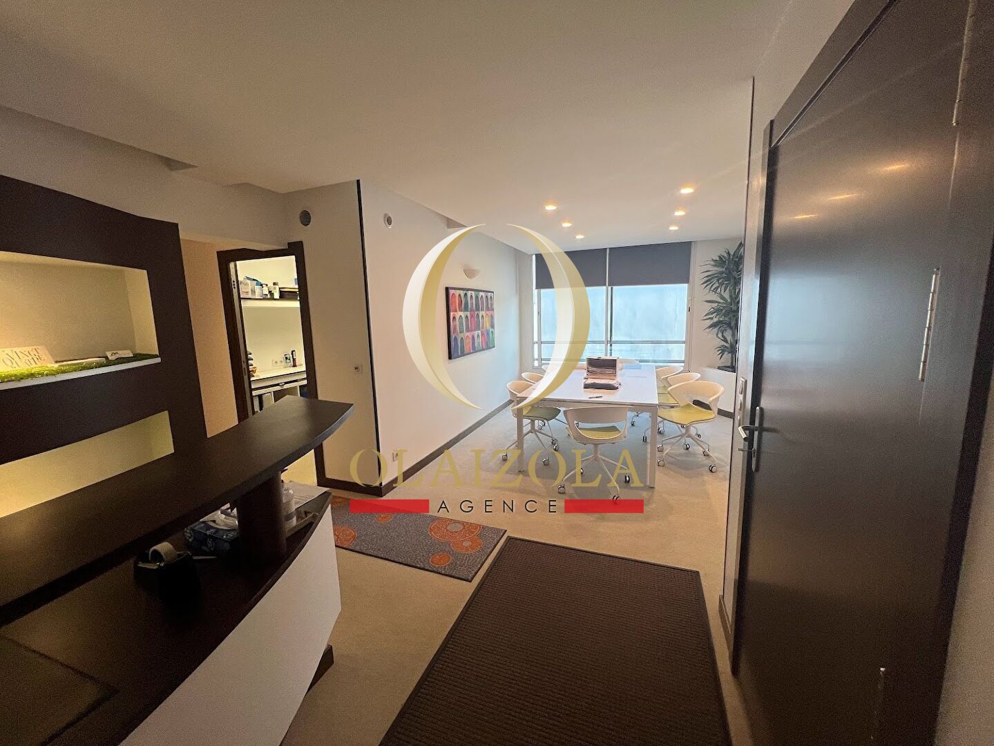 ASCAIN -MURS : Local-bureaux aménagé  bureaux standing