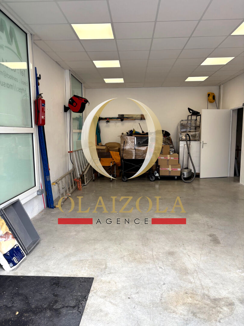 Photo ASCAIN -MURS:Local d'activité :41 m2 aménagé, image 1/2