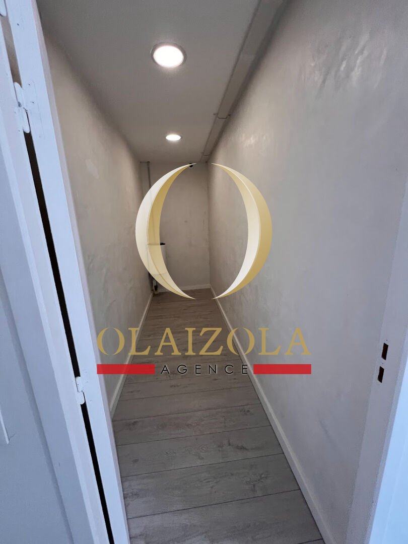 Photo ASCAIN -MURS:Local d'activité :41 m2 aménagé, image 2/3