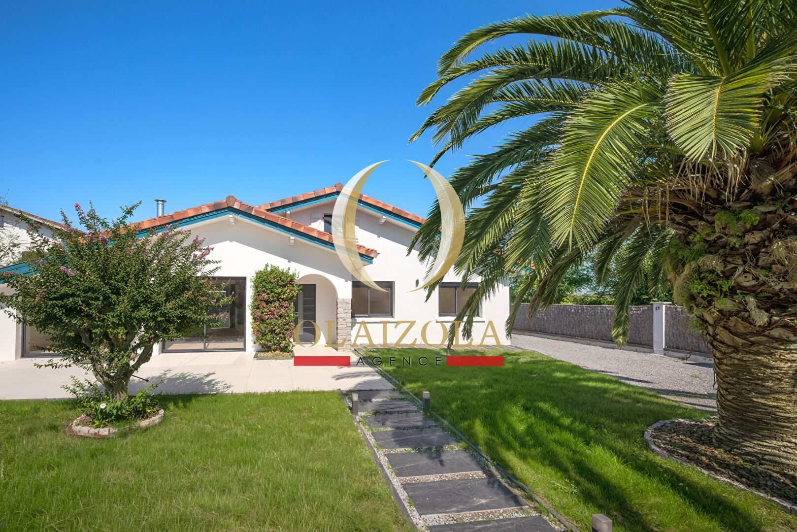 Agence immobilière de 
 AGENCE OLAIZOLA - Agence OLAIZOLA 

