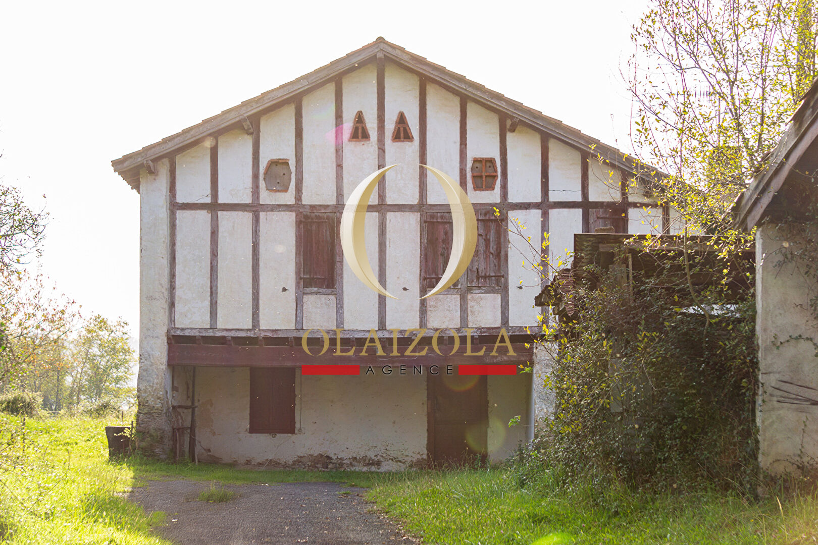Agence immobilière de 
 AGENCE OLAIZOLA - Agence OLAIZOLA 
