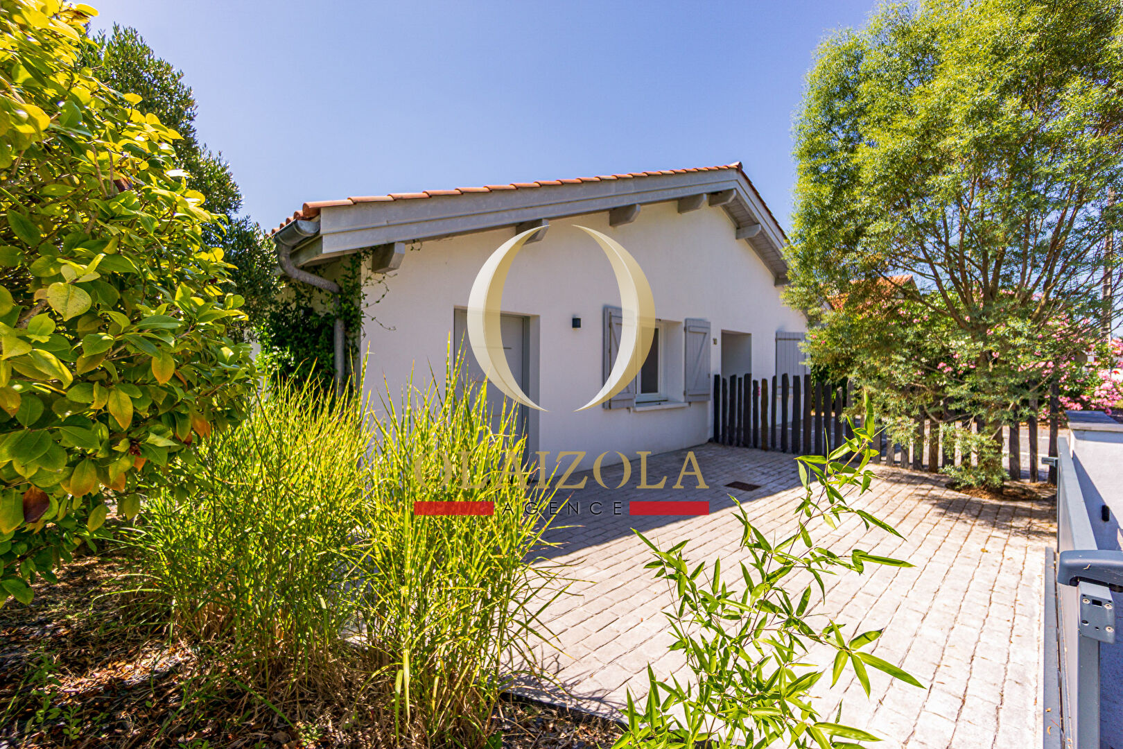 Agence immobilière de 
 AGENCE OLAIZOLA - Agence OLAIZOLA 

