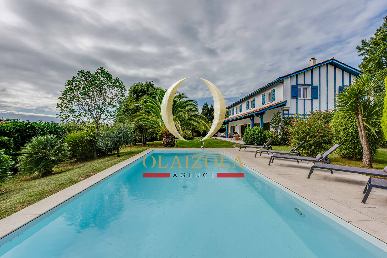 Agence immobilière de 
 AGENCE OLAIZOLA - Agence OLAIZOLA 
