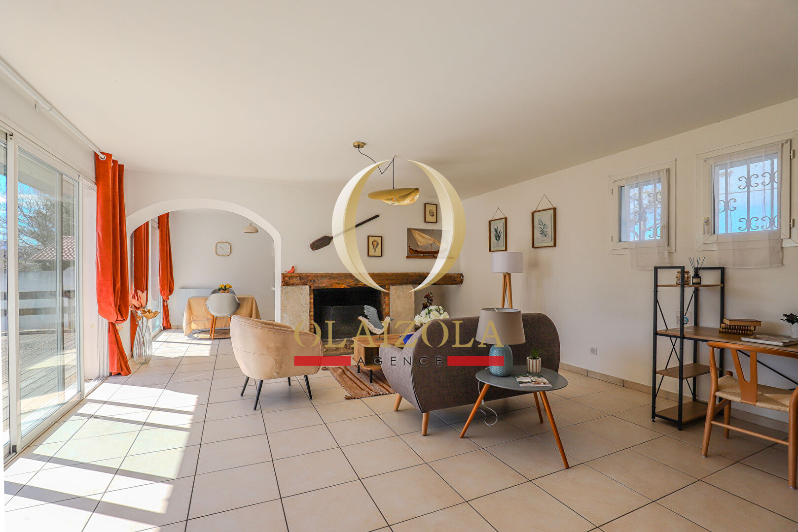 Photo SAINT JEAN DE LUZ / ACOTZ  - Maison de plain-pied 4 pièces avec garage et beau jardin. image 2/6