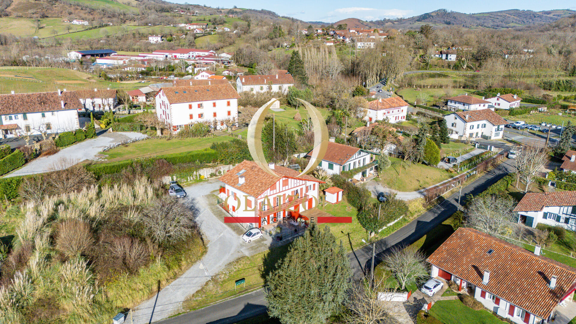 Agence immobilière de 
 AGENCE OLAIZOLA - Agence OLAIZOLA 
