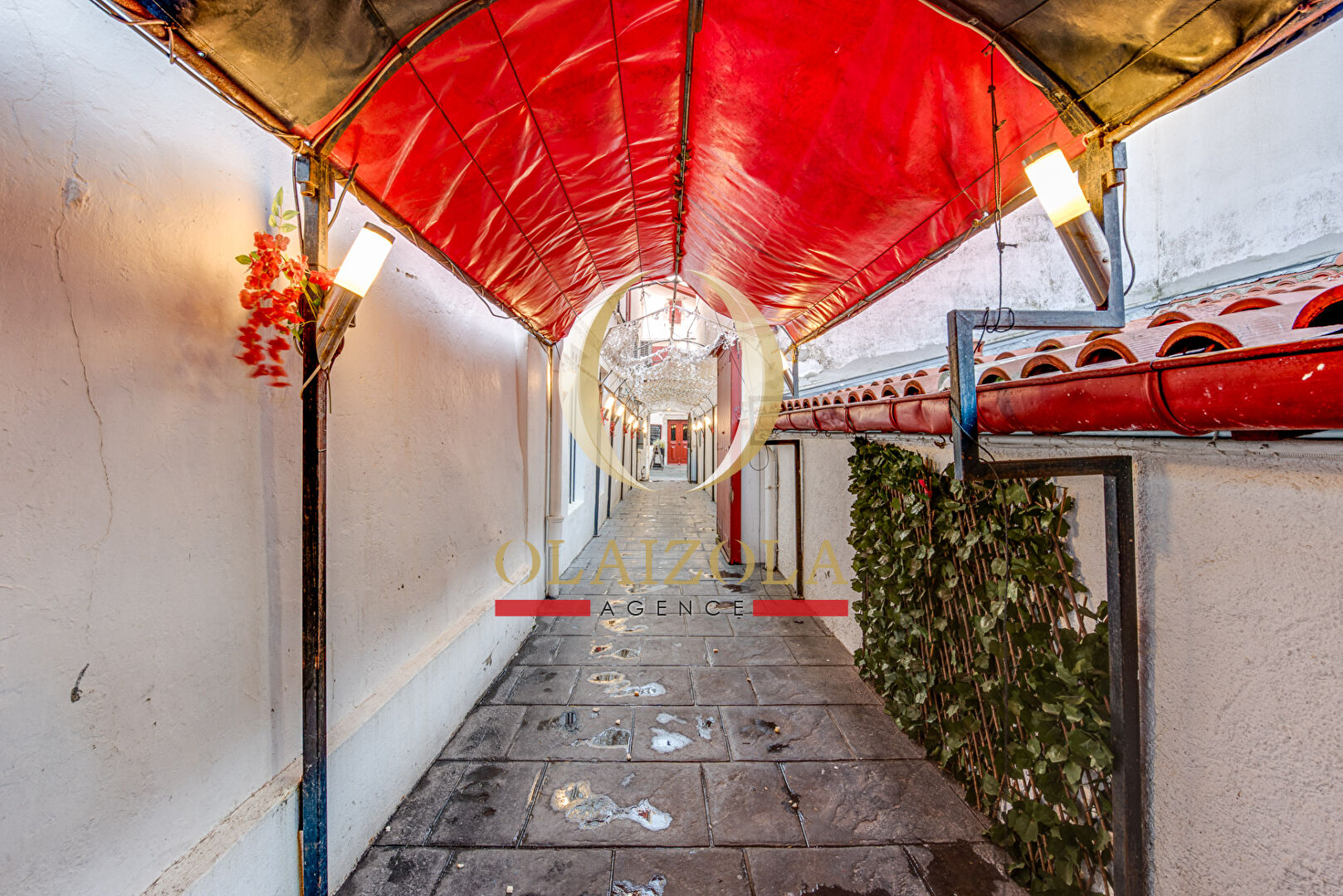 Agence immobilière de 
 AGENCE OLAIZOLA - Agence OLAIZOLA 
