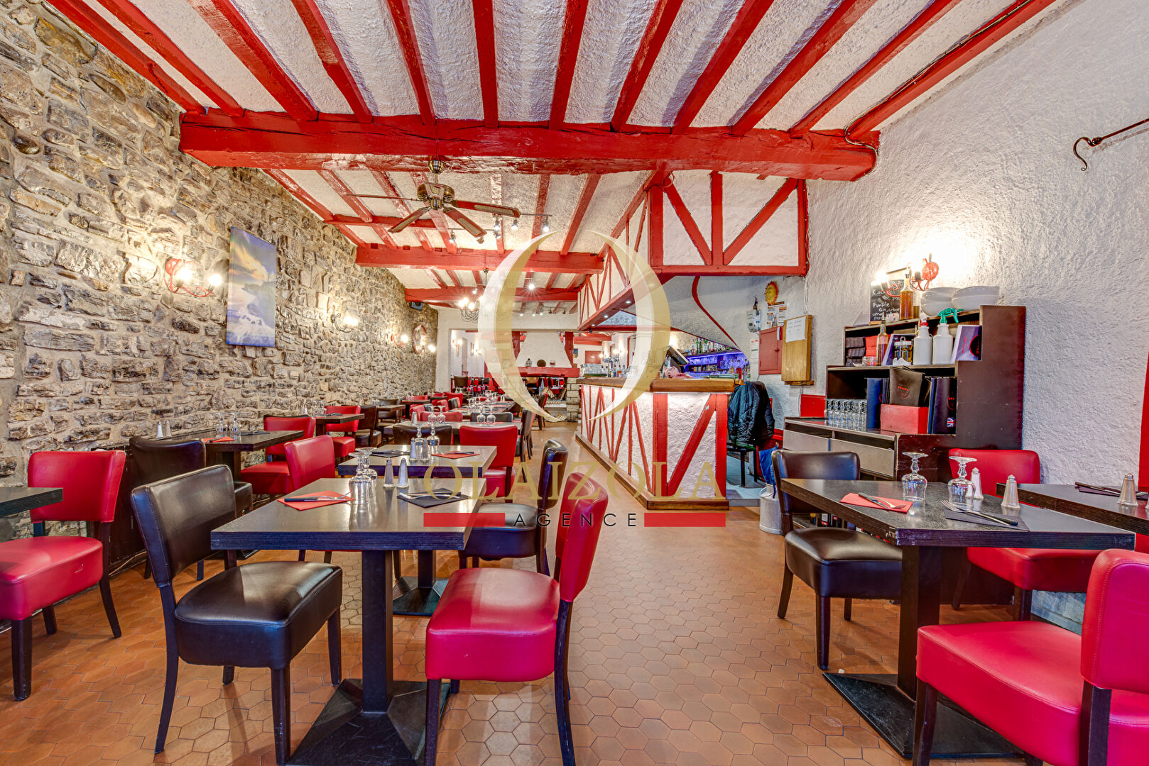 Agence immobilière de 
 AGENCE OLAIZOLA - Agence OLAIZOLA 
