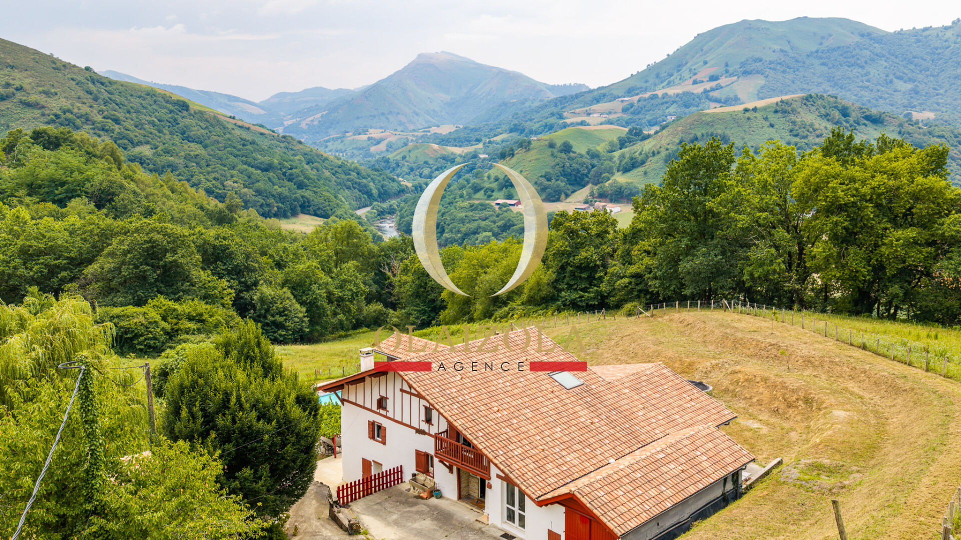 Agence immobilière de 
 AGENCE OLAIZOLA - Agence OLAIZOLA 

