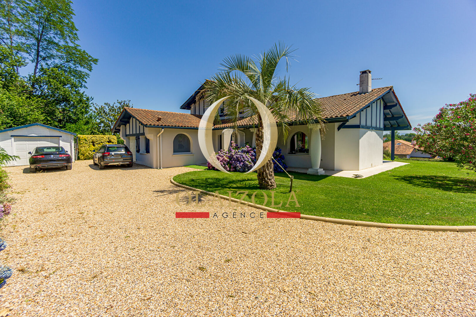 Agence immobilière de 
 AGENCE OLAIZOLA - Agence OLAIZOLA 
