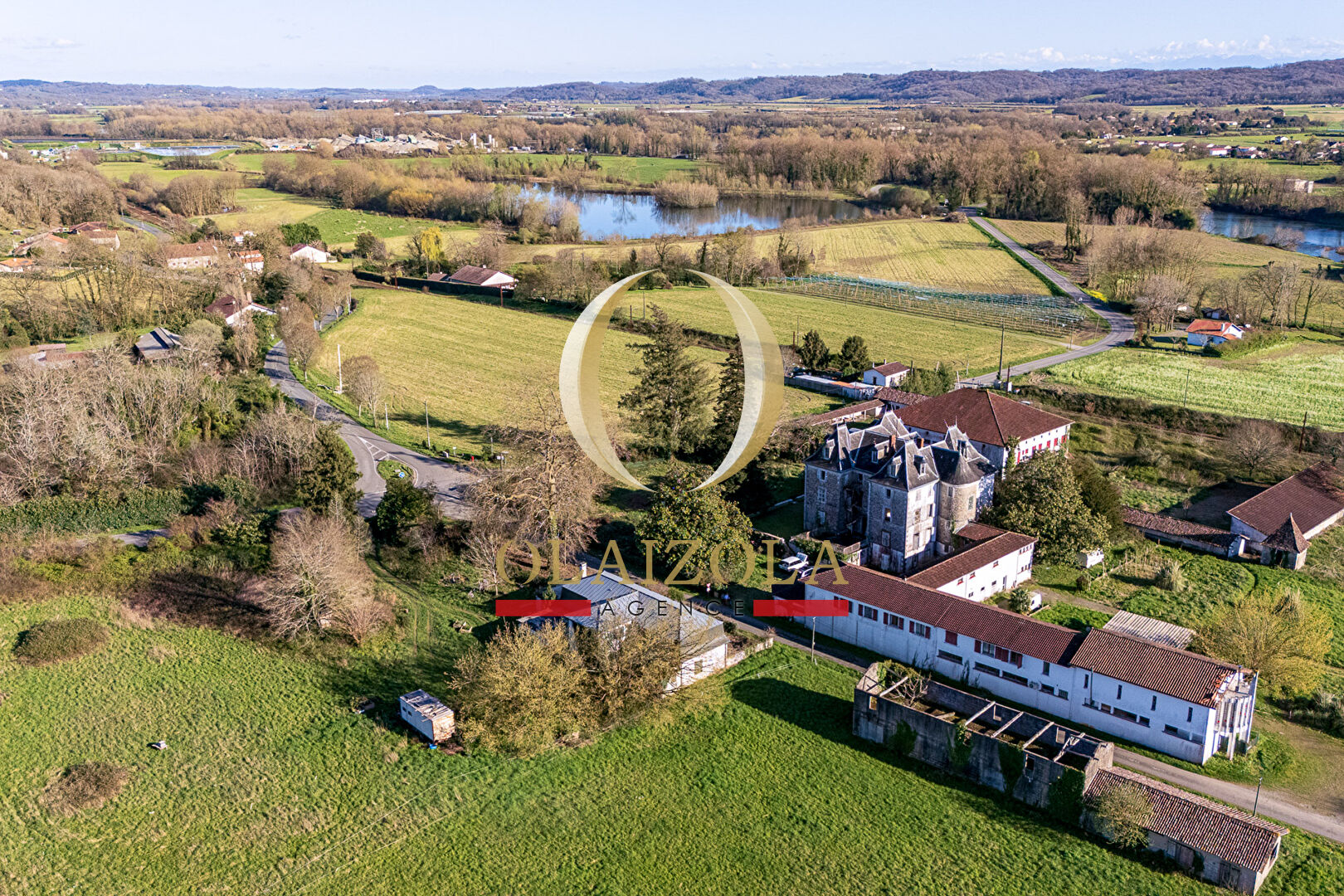 Agence immobilière de 
 AGENCE OLAIZOLA - Agence OLAIZOLA 
