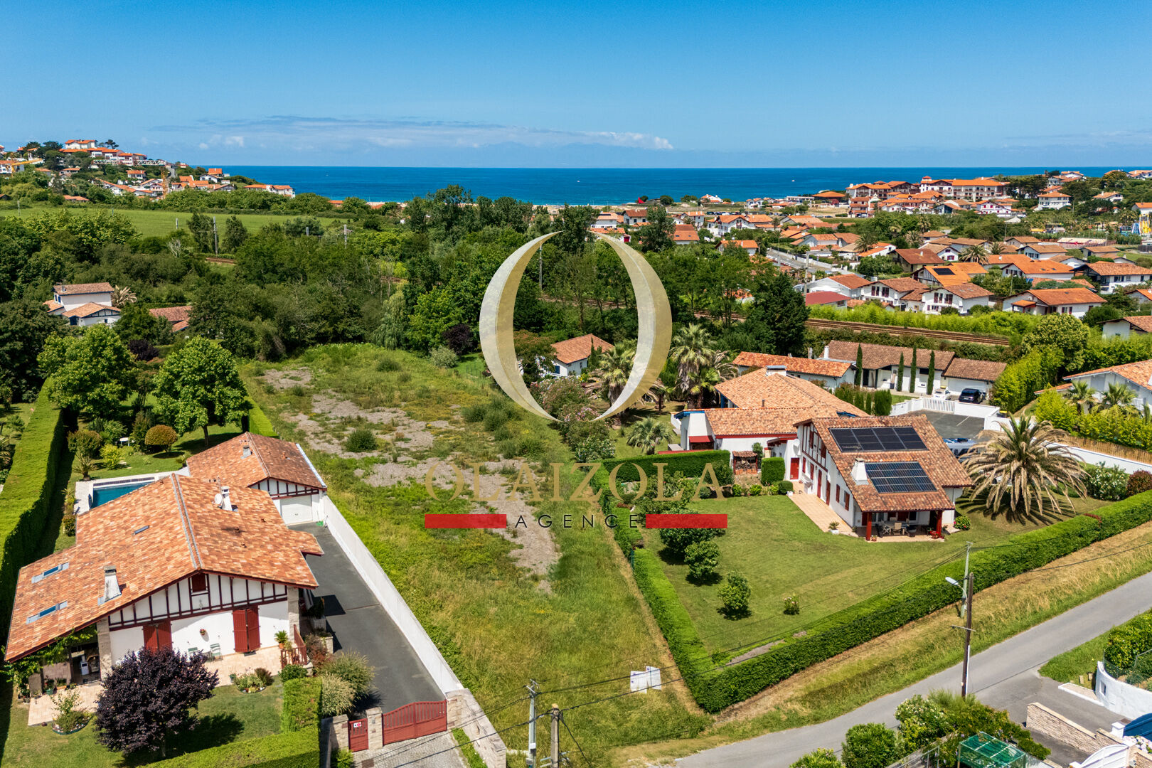 Agence immobilière de 
 AGENCE OLAIZOLA - Agence OLAIZOLA 
