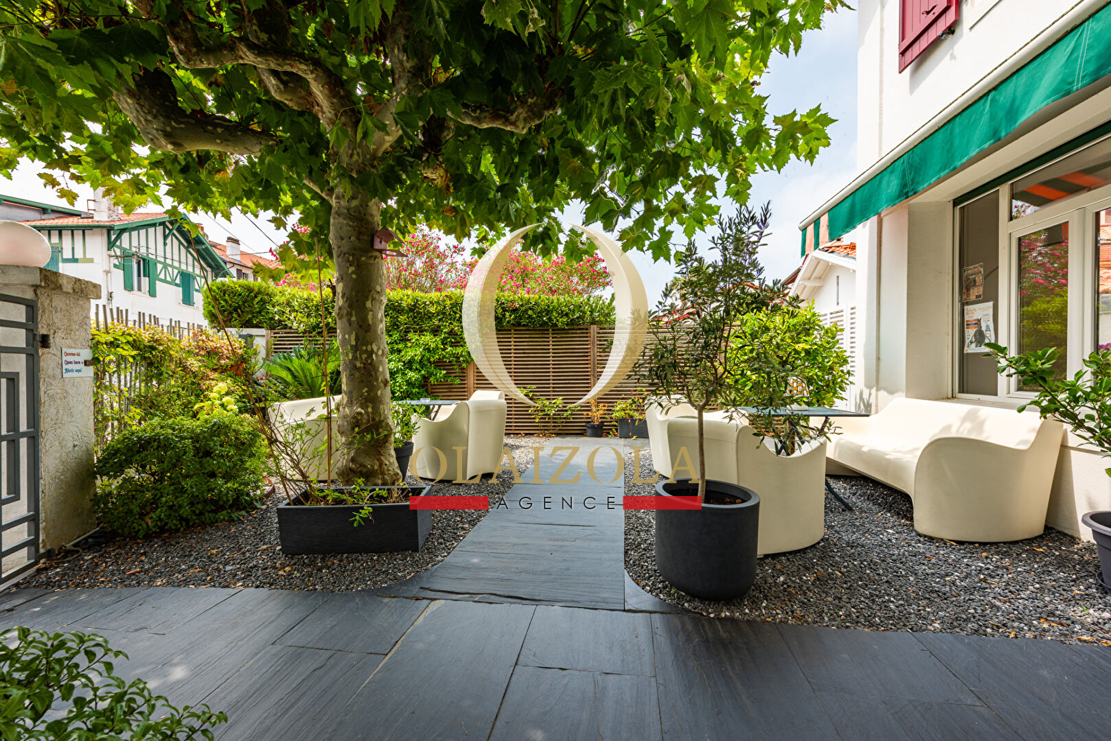 Agence immobilière de 
 AGENCE OLAIZOLA - Agence OLAIZOLA 
