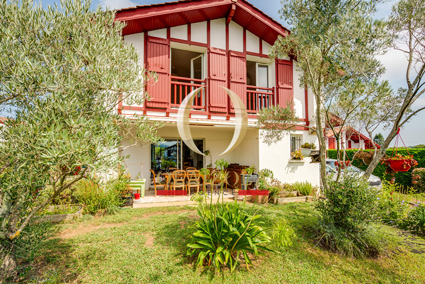 Agence immobilière de 
 AGENCE OLAIZOLA - Agence OLAIZOLA 
