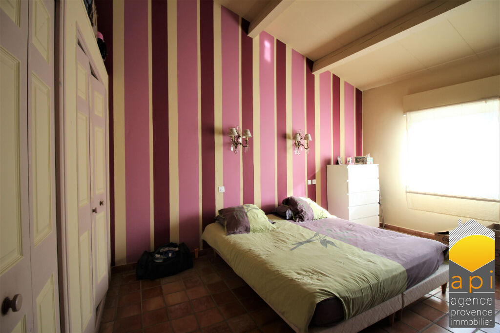 Photo SUPERBE MAISON DE VILLAGE AVEC COUR, PISCINE ET PARKING image 5/6