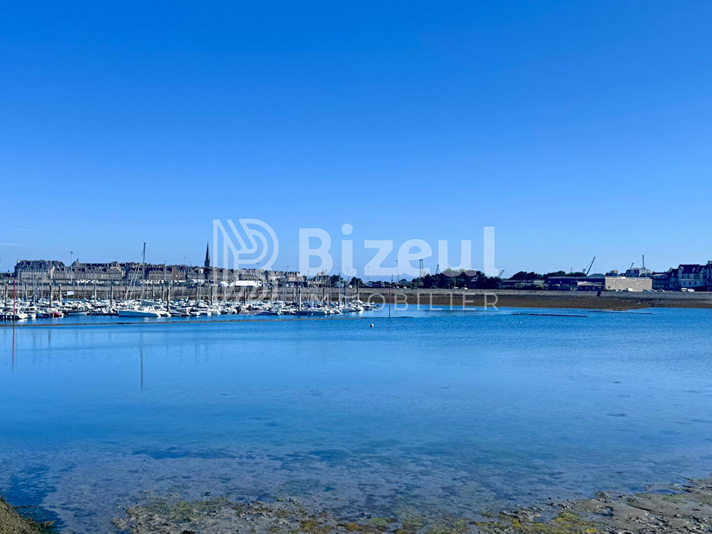 Photo Appartement Saint Malo - Saint Servan - Solidor - 2 pièce(s) 47 m2 - Ascenseur - Deux Loggias - Parking - Cave image 2/6