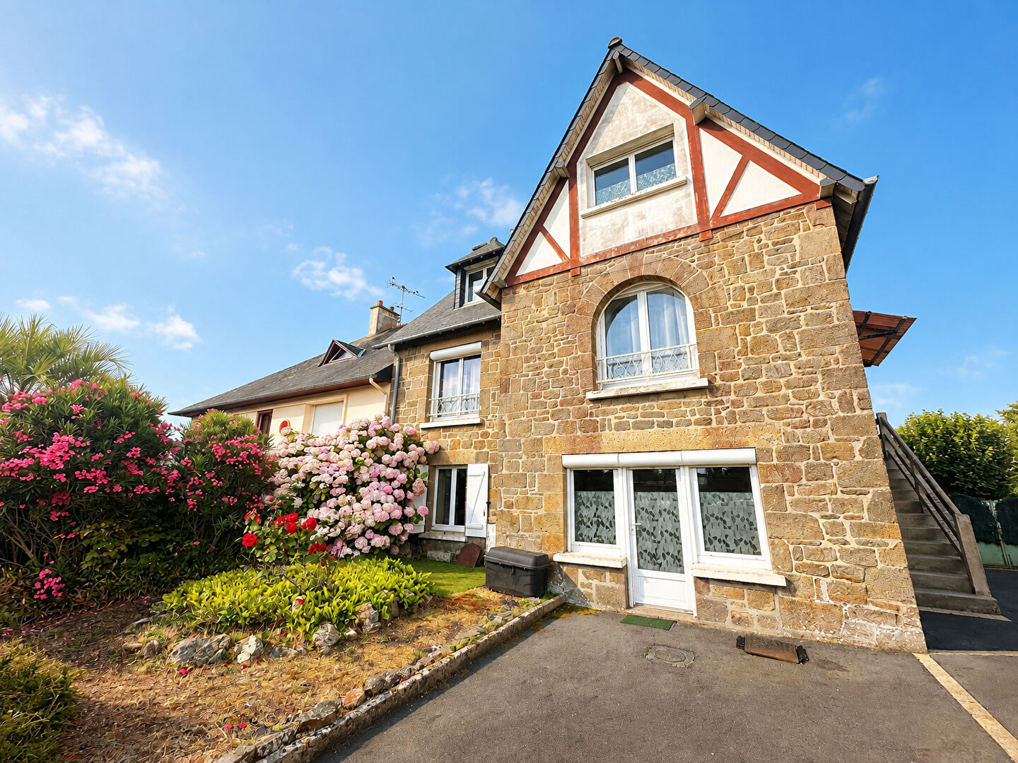 Agence immobilière de AGENCE BIZEUL - AGENCE BIZEUL ST SERVAN
