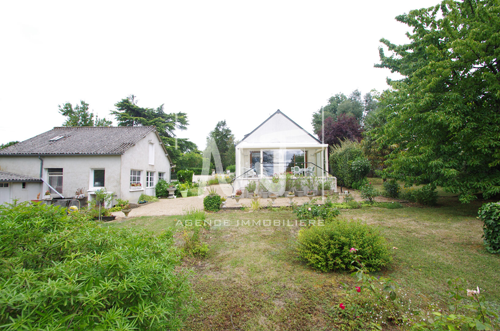 Agence immobilière de Nicole Joubert - Montreuil-Juigné
