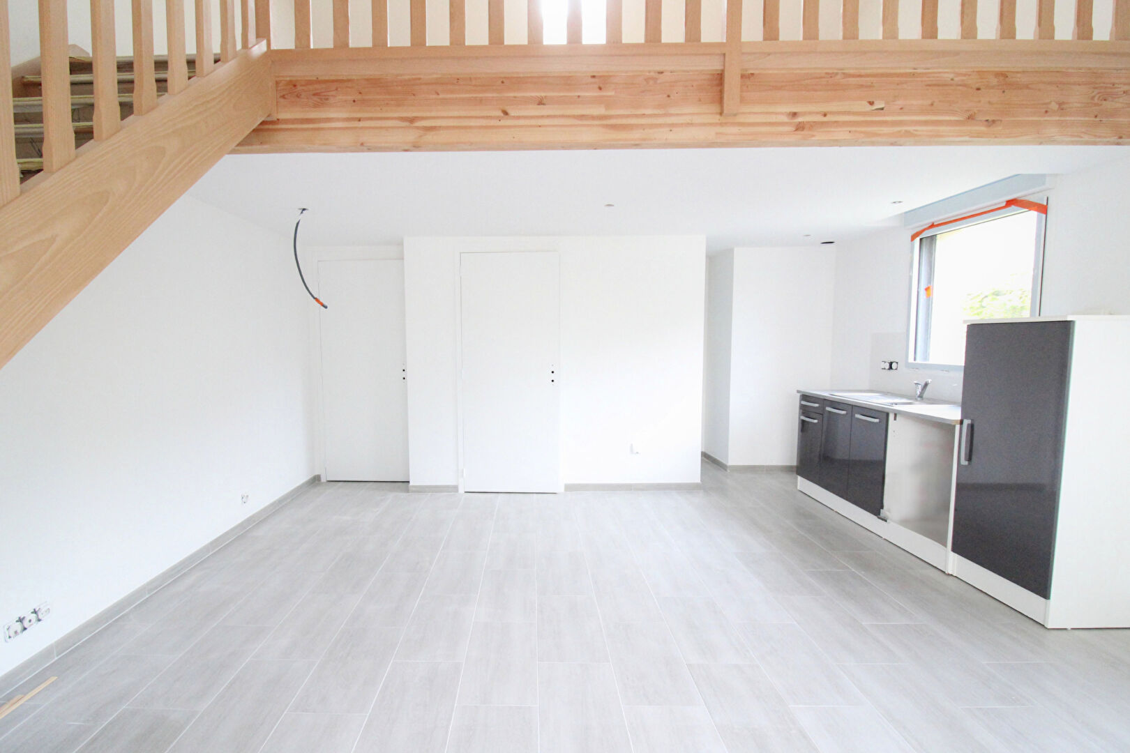 Maison en duplex meublée à louer à Murs-Érigné