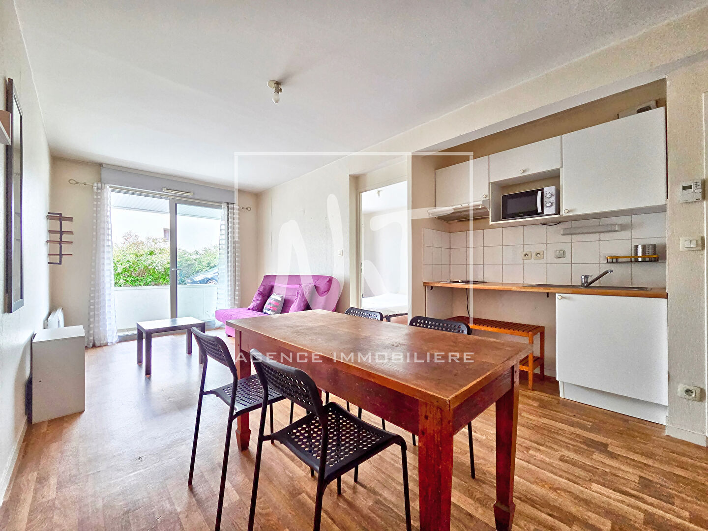 Photo ANGERS - Appartement T2 de 37m² avec terrasse et parking image 2/6