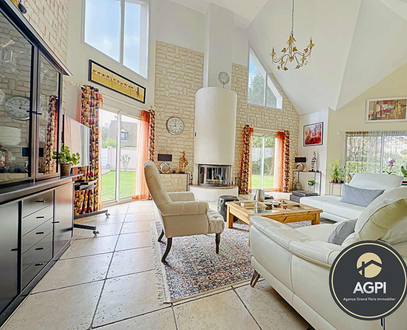 Photo Maison d'exception à vendre à Vauhallan image 2/6