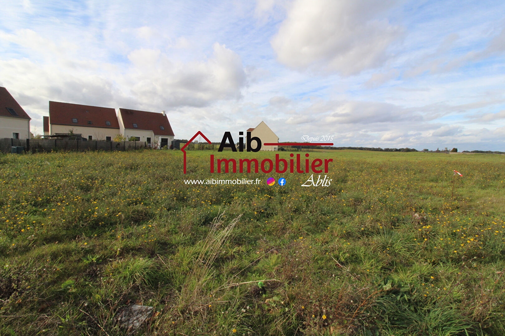 Photo Terrain constructible proche Ablis 401 m2 image 3/4